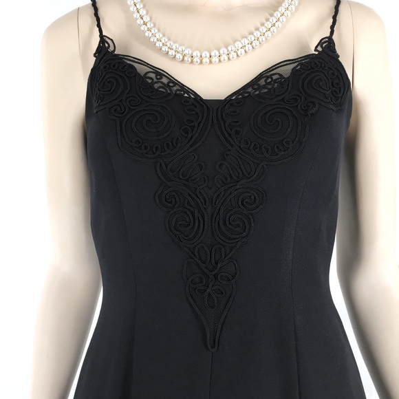 Jessica Howard Black Gown - Picture 6 of 10